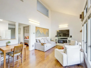 Walk to Payette Lake: Mccall Condo w/ Fireplace
