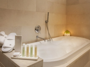 Isola Sacra Rome Airport