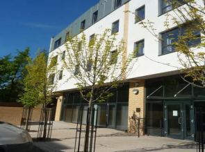 Summer Hostels - Beaverbank (Campus Accommodation)