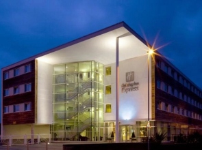 Holiday Inn Express Chester - Racecourse by IHG