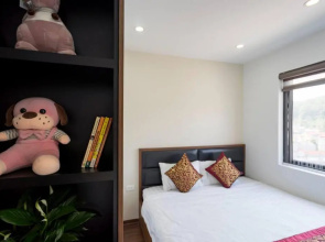 *Ha Long Homestay @ Sunrise Apartment- 4 BR