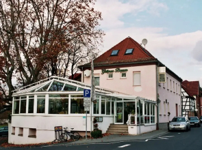 Angelis Pension - Restaurant zum grunen Baum