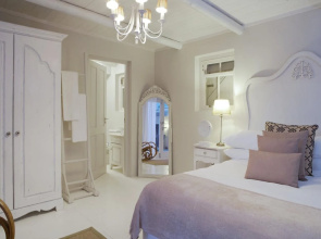 Paternoster Seaside Cottages