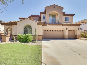 Private Pool & Patio at Home Near Goodyear