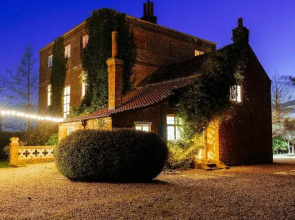 Manor Sun Retreat