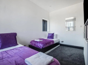 Mixies Manor Sasco Apartments