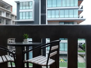 Baantonkhao Kata Beach