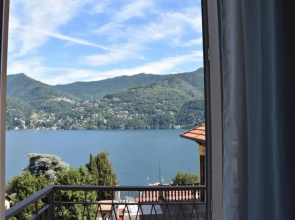 La Resilienza, apartment with view, Carate Urio