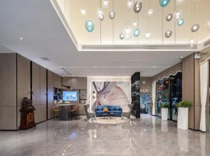 Echarm Hotel (Hechi Bama)