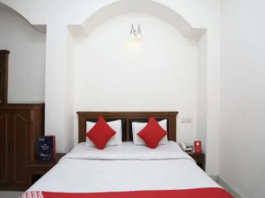 Yadu Residency