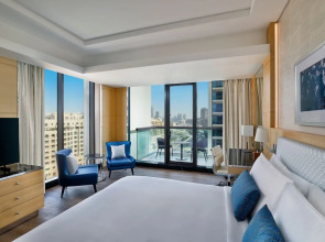 Отель Marriott Resort Palm Jumeirah