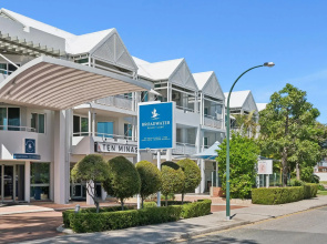 Broadwater Resort Como