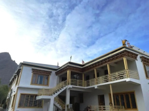 Hotel Nubra Delight and Camps