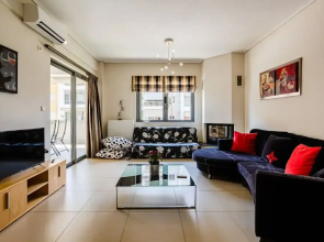 Kalamata s Spacious Getaway-taygetos Amazing View