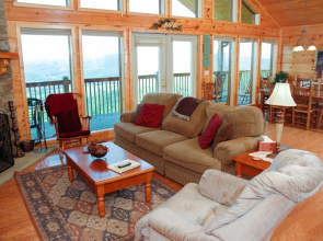 MOUNTAINTOP EXPERIENCE - 4 Br Cabin