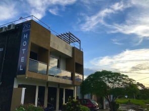 Hotel Zugi Inn