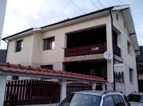 Sunny House Madjare Guest House