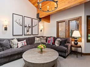 Stag Lodge at Deer Valley Resort - Four Bedroom Residence with Loft and Spa #29 4 Condo