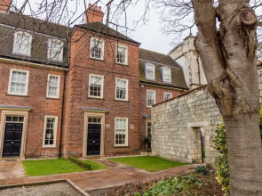 Minster Townhouse by York Minster