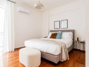 Faliro Sunlit 3BR Apartment