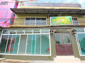 OYO 381 Baan Kesmanee