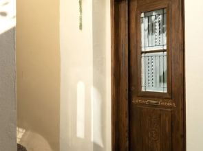 Lemon Garden Residence