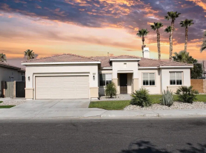 Palm Luxe Estate Luxury Desert Retreat With Pool