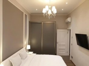 MARBEO 5 Star Luxury Suites - Peldu