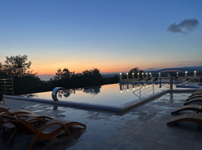 Апартаменты ЖК Меркато с Бассейном