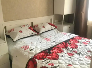 Na Volzhskoy 32a Flat