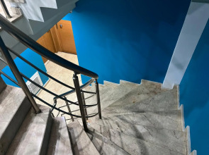 Отель Moon Blue