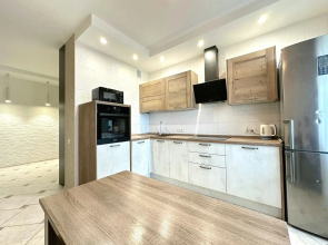 Квартира Двухкомнатная с балконом на Притомском