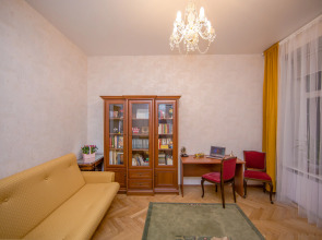Апартаменты St. Isaak's 4 bedroom & 3 bathroom