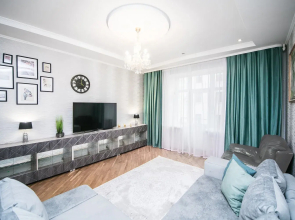 3-bedroom on Karl Marx 25 Center Apartments