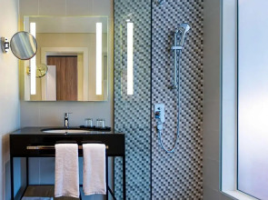 Отель IntercityHotel Dubai Jaddaf Waterfront