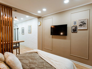 Квартира Уютные апартаменты возле ТРЦ Планета