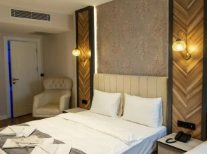 Отель Linda Port Hotel