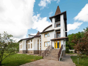 Shato Snegiri Private house