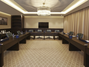 Отель Dukes The Palm Dubai