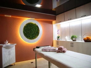 Отель Dilimah Premium Luxury