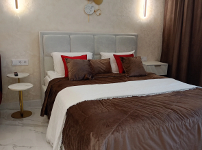 Na Bratyev Tkachevykh 15 Apartament