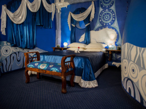 Отель Luxury House