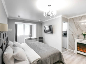 Квартира Королевская кровать с камином