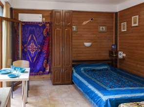 Son Fei Chastnii house 2
