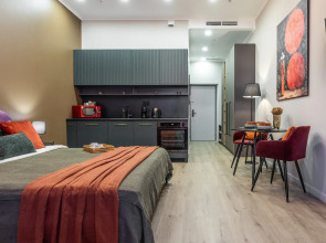 Апартаменты Designer Suites в сердце Москвы