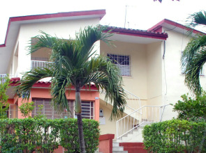 Aptofive Guest House