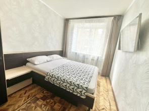 Po Gostinichnomu Standartu Flat