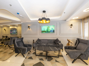 Отель Comfort Suites