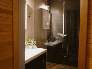 Апартаменты Дизайнерские с Панорамными Окнами