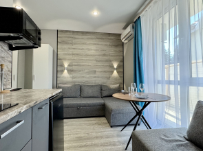 Studiya V 5 Minutah Ot Morya Flat